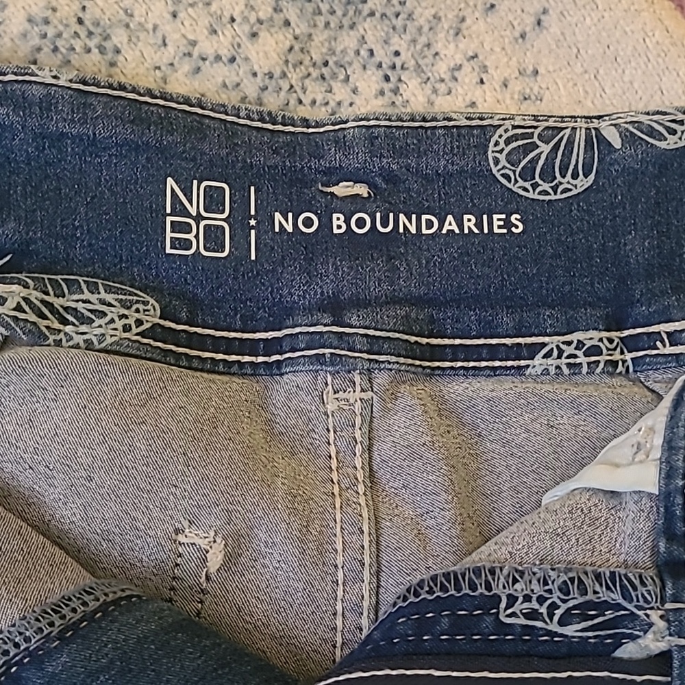 Butterfly No Boundaries denim shorts 11